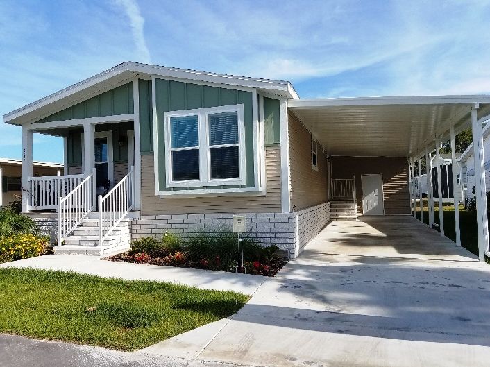 5653 Pinecrest Drive