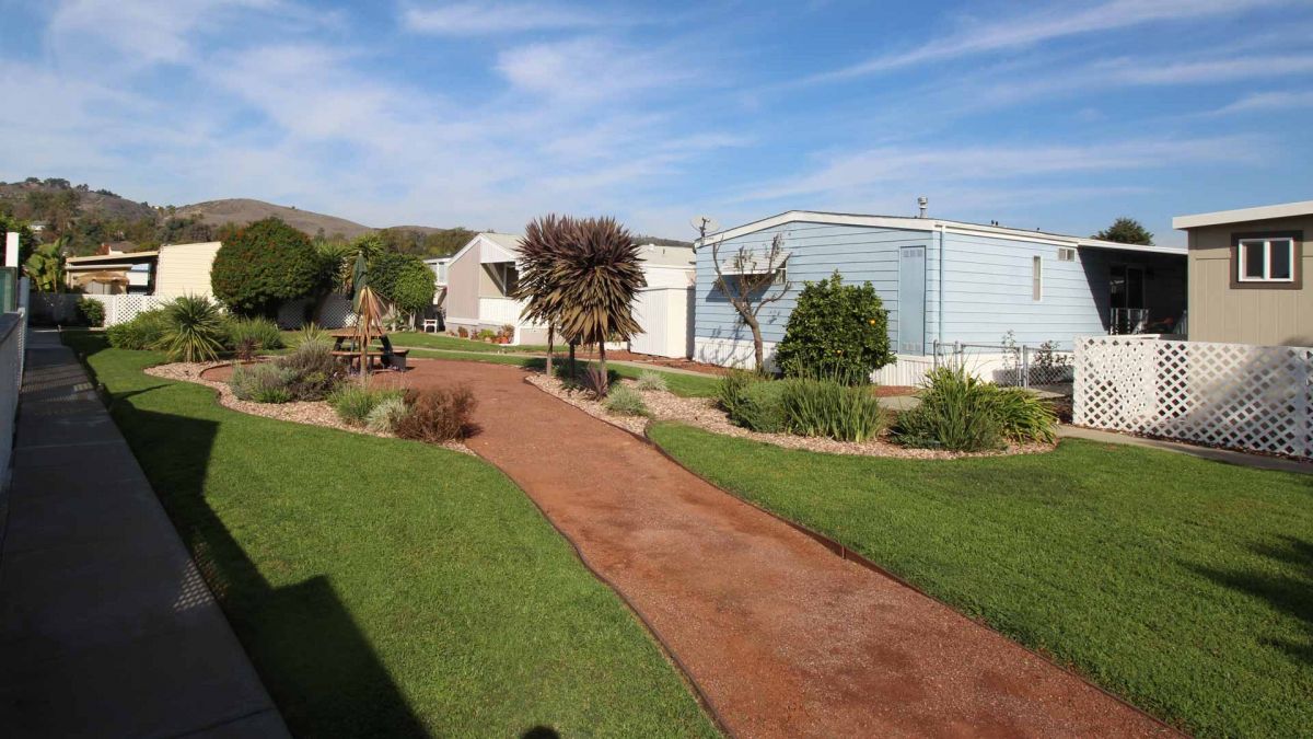 Southern California, Active Retirement Communities and Homes