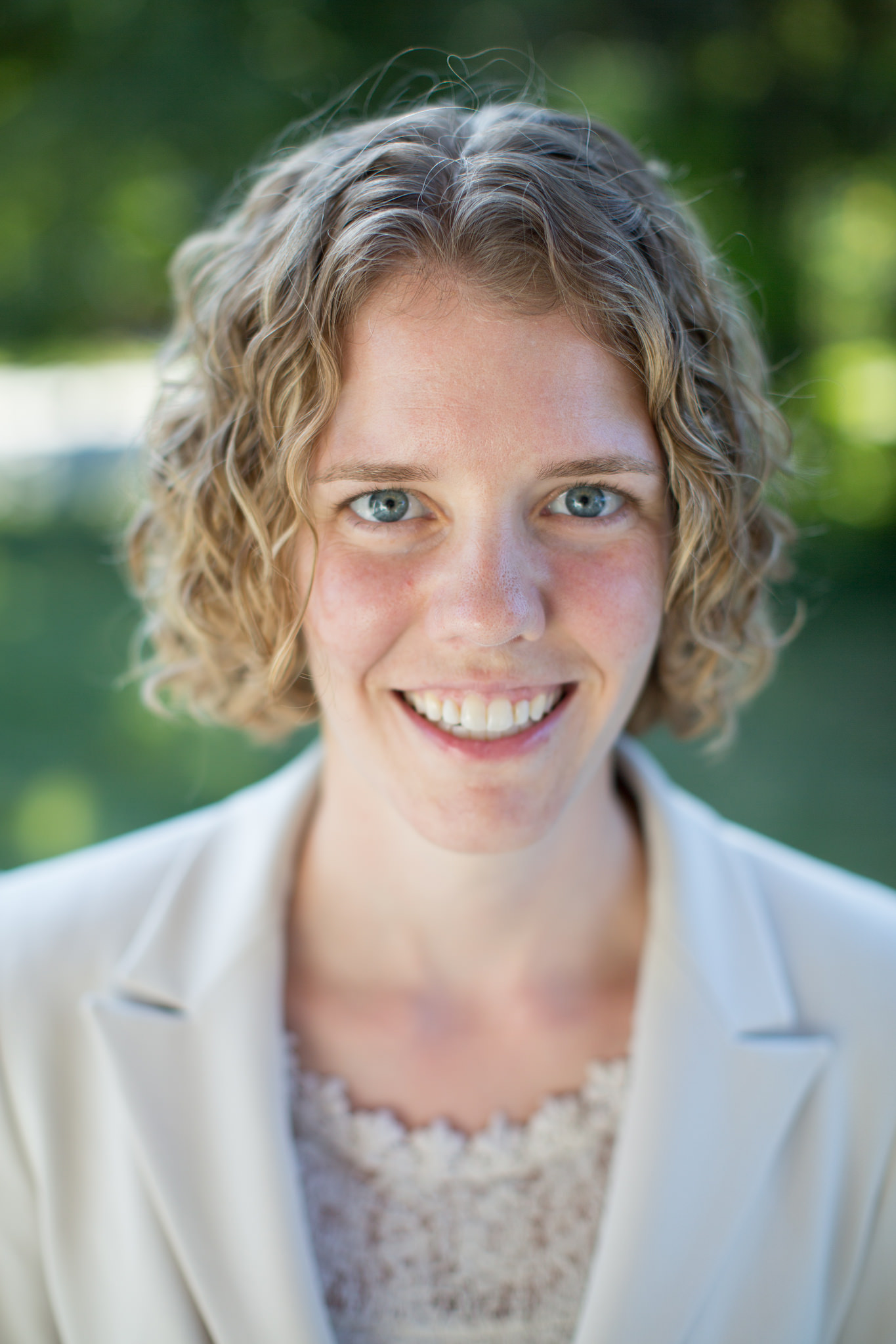 Laura Alexander Facebook, Instagram, Twitter [Profiles]