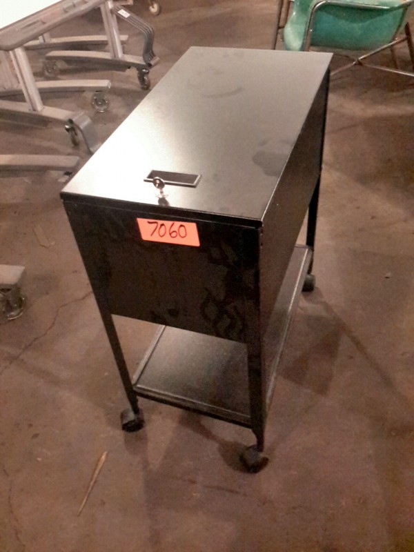 iBid Lot 7060 Locking Mobile File Cart w/Key
