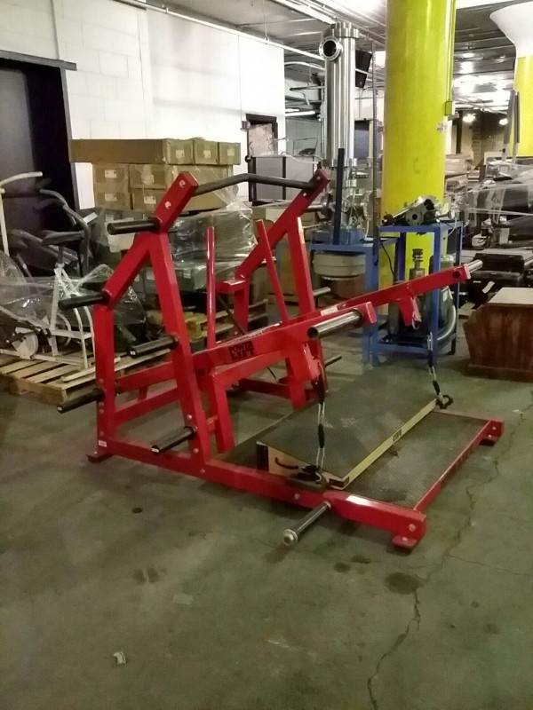 iBid Lot 8461 Power Lift Belt Squat Weight Machine