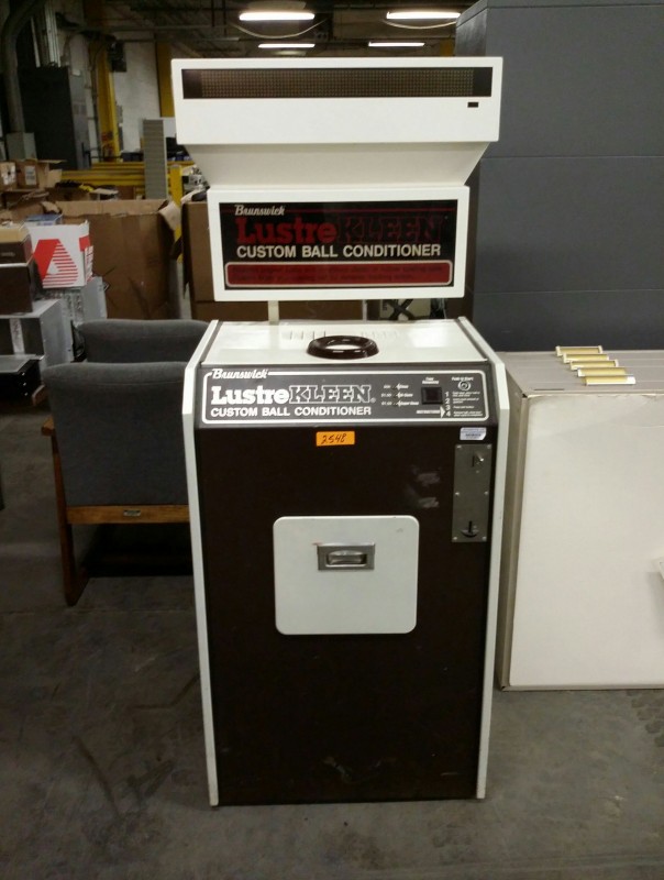 iBid Lot 2548 Brunswick "Lustre Kleen" custom Ball Conditioner