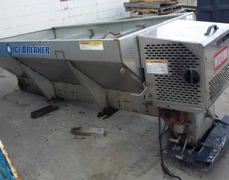 iBid Lot 4594 Western Ice Breaker Salt/Sand Spreader