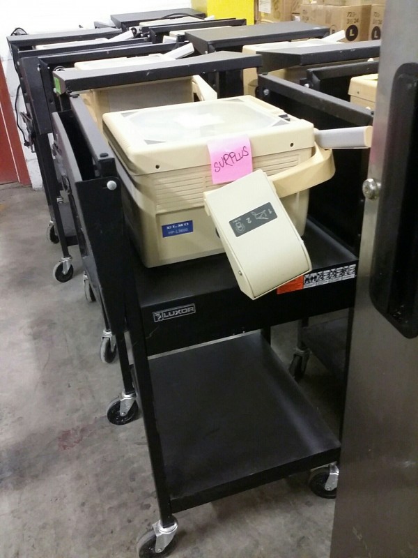 iBid Lot 5824 Elmo HP3600 Projectors w/Luxor Carts (8 each)