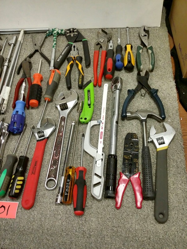 iBid Lot 6501 Miscellaneous Hand Tools