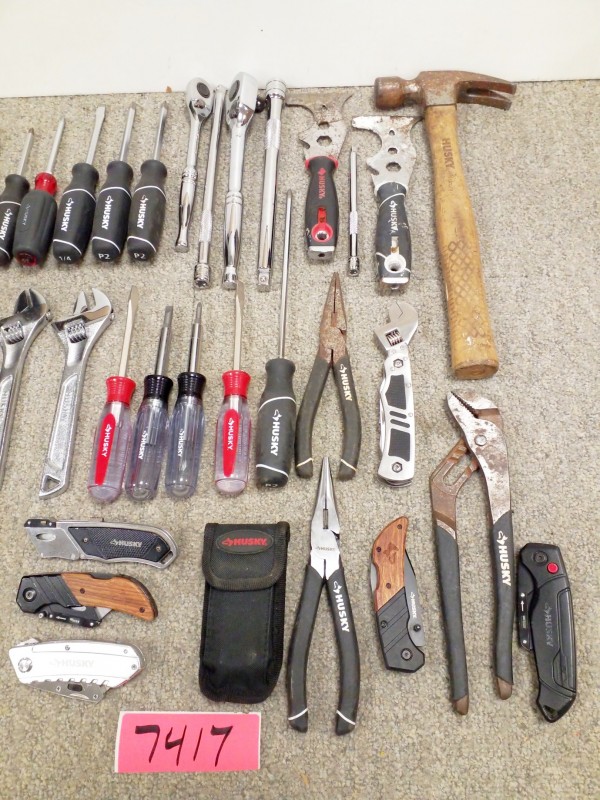 iBid Lot 7417 Husky Hand Tools & Knives