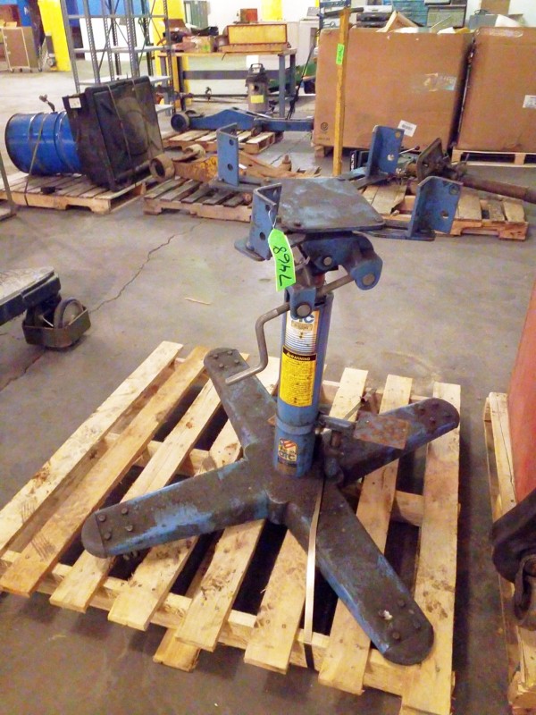 iBid Lot 7468 OTC Transmission Jack