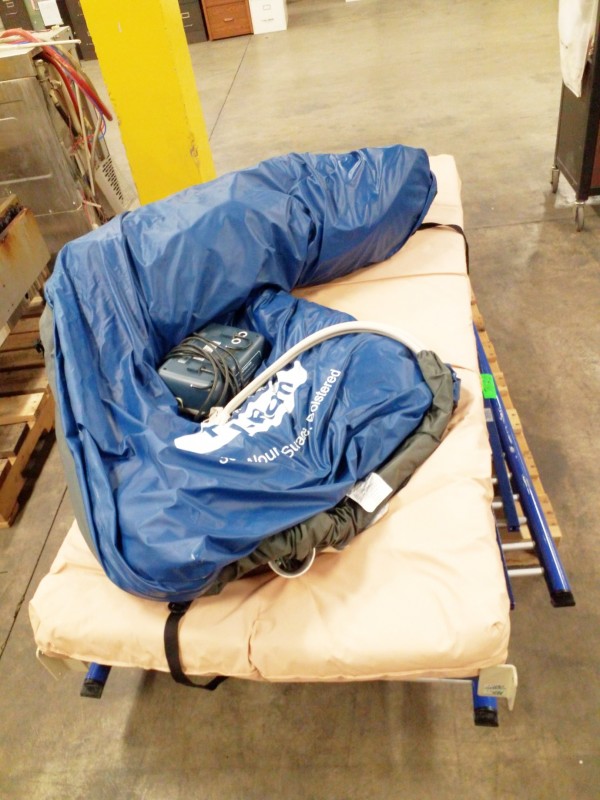 iBid Lot 7628 Pedicraft Homecare Bed