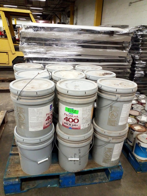 iBid Lot 8042 5 Gallon Buckets of Paint (18 each)