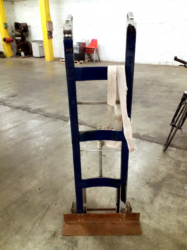 iBid Lot 8678 Yeats Appliance Dolly