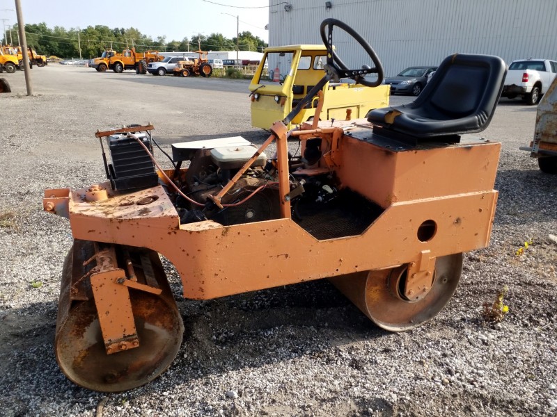 iBid Lot 8769 Asphalt Roller