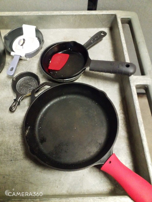 Tsa Iron Skillets/ Household Items Tsa photo 3