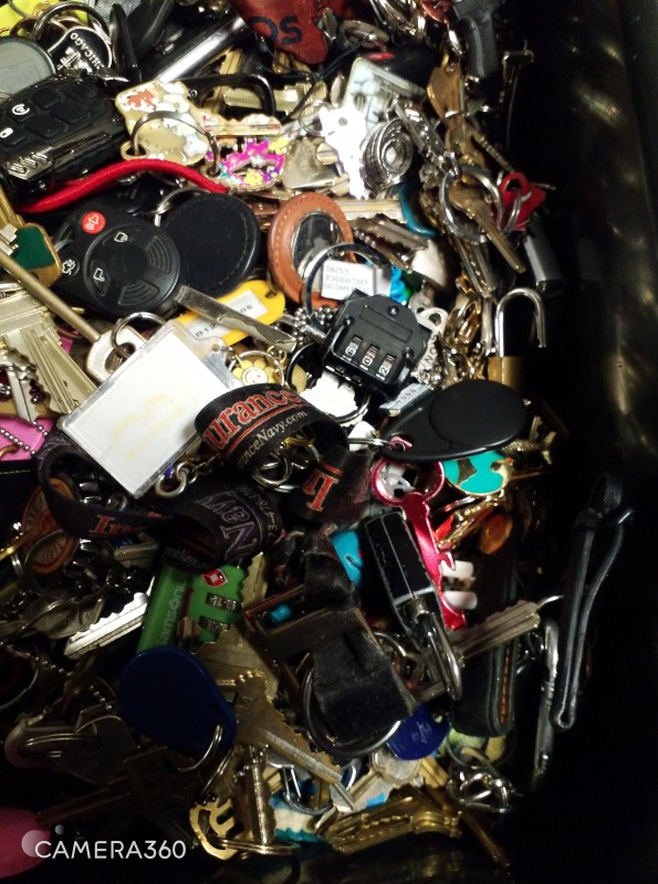 Tsa Various Keychains / Keys / Key Fobs photo 2
