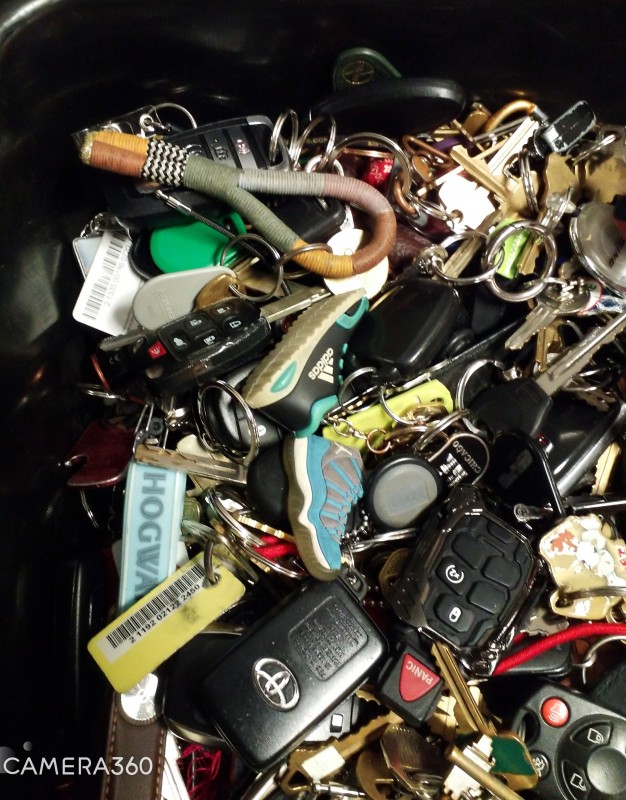 Tsa Various Keychains / Keys / Key Fobs photo 3