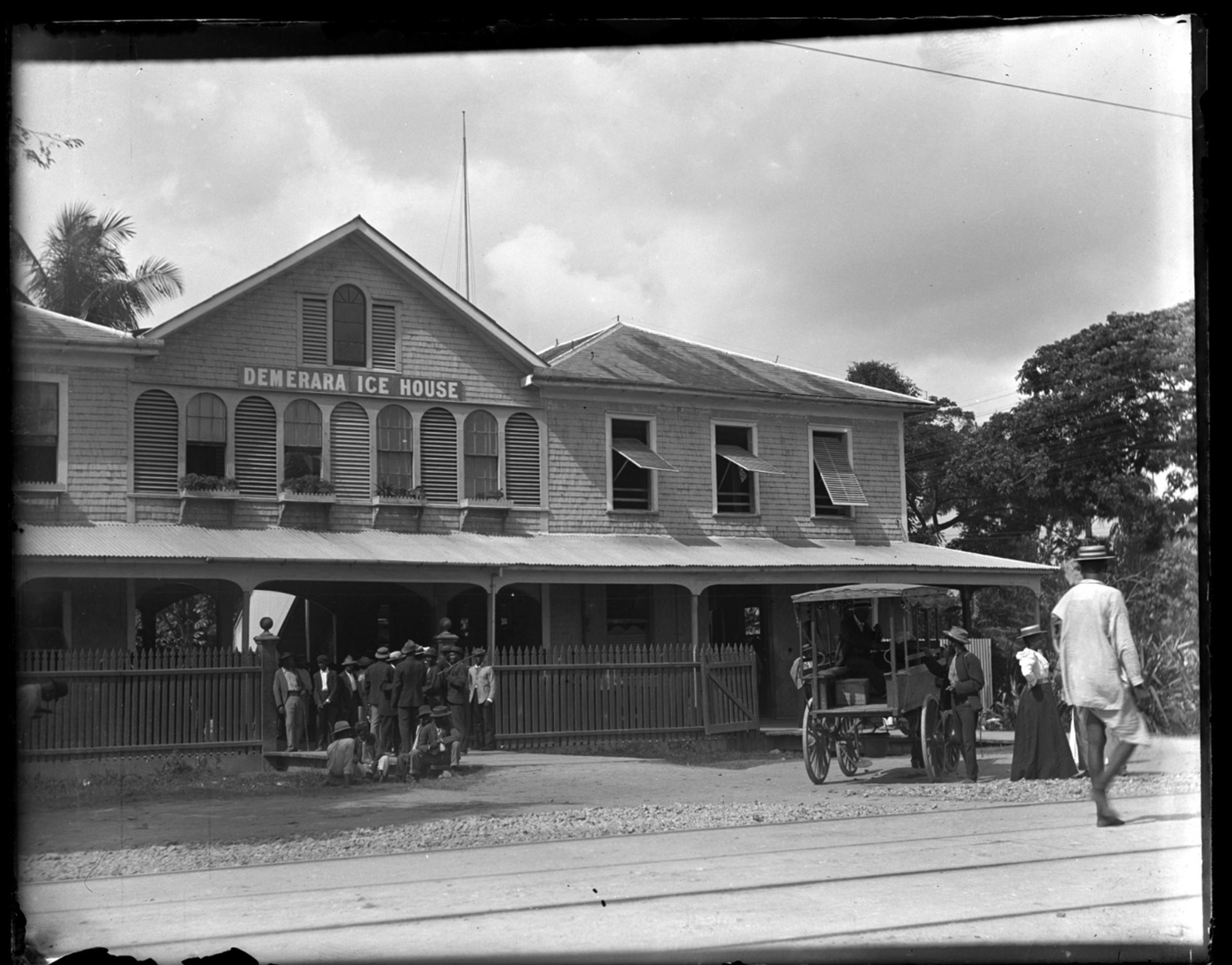 [Demerara Ice House, Demerara] International Center of