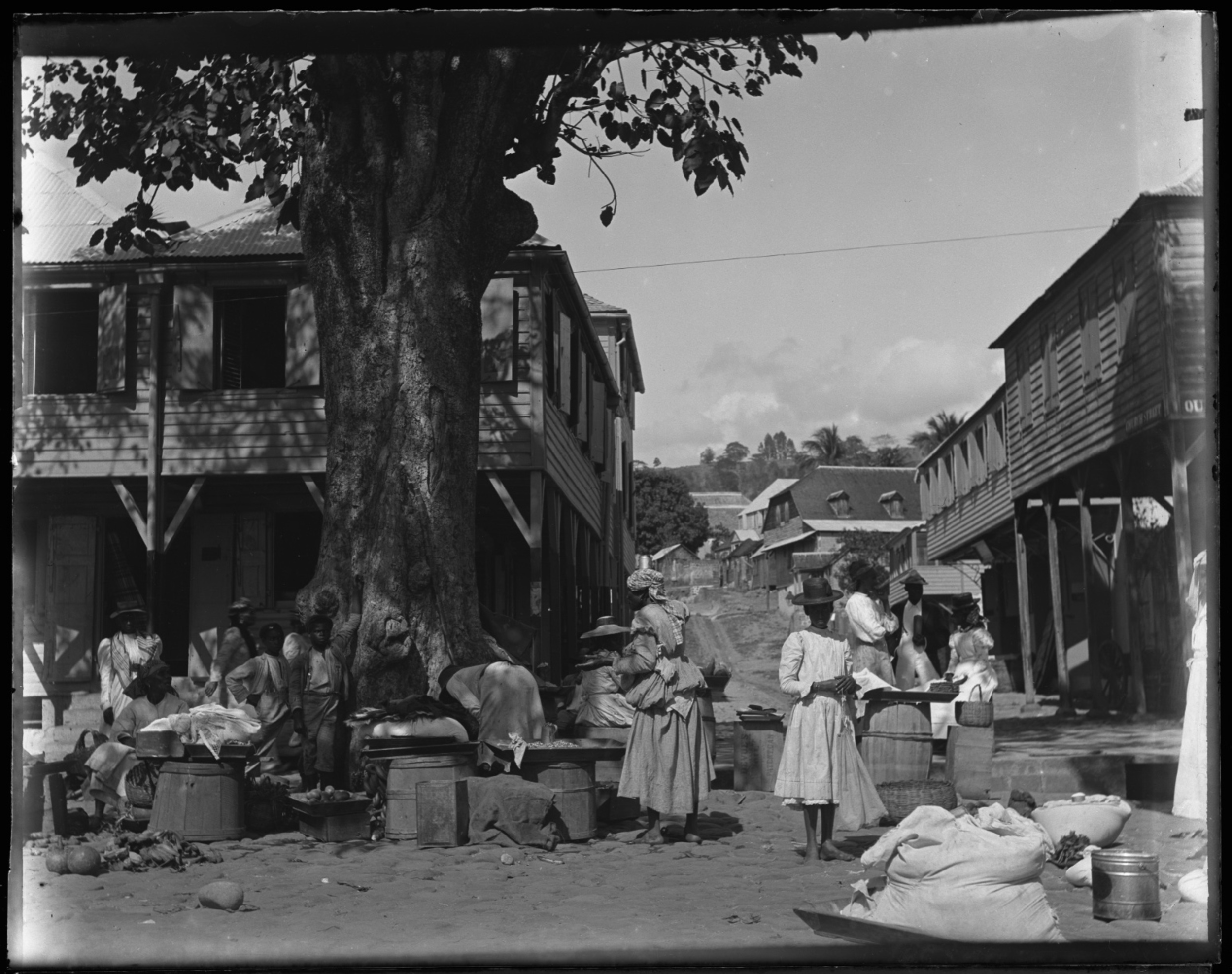 [Old Market, Roseau, Dominica] International Center of Photography