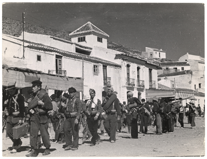 [Loyalist soldiers walking in a line, Malaga, Spain]