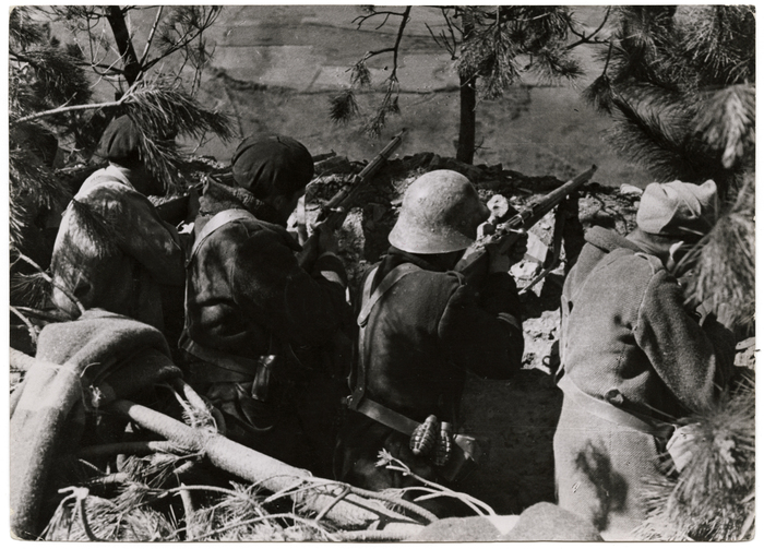 [Republican soldiers aiming their rifles, Mount Sollube, Spain]