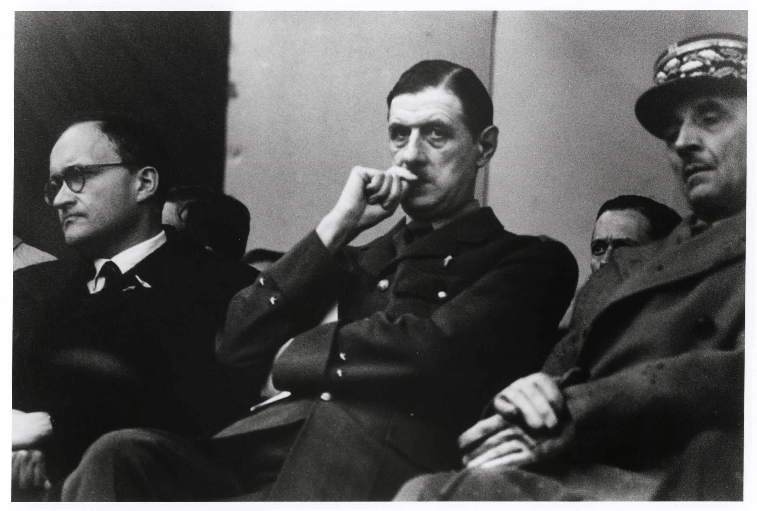 [General Charles de Gaulle (left) and General Henri Giraud at an