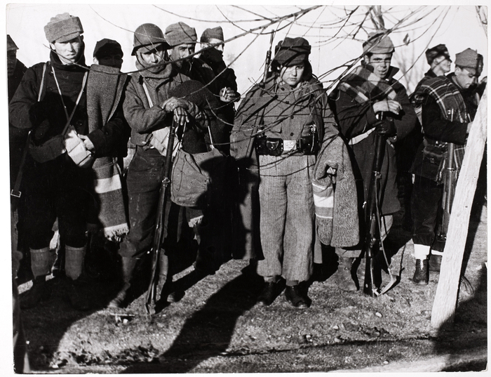 [Group of Loyalist soldiers of the International Brigade, Madrid]