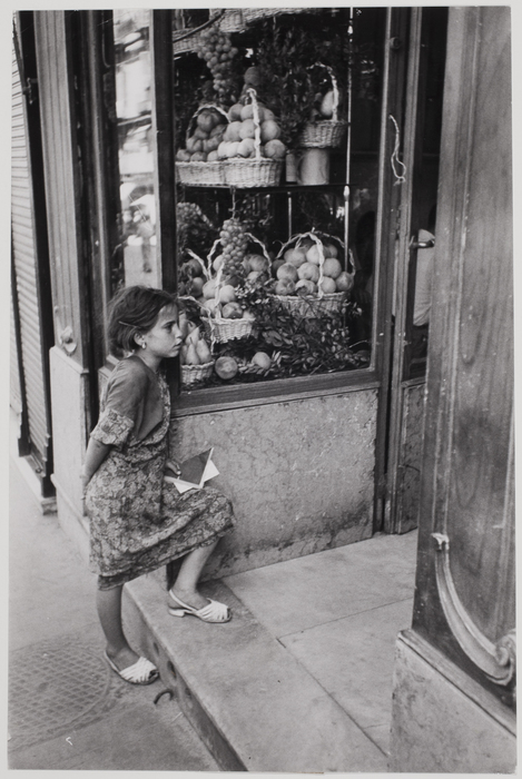 [Little girl in the street, Rome]