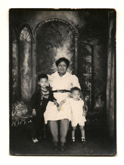 [Unidentified Family Group]