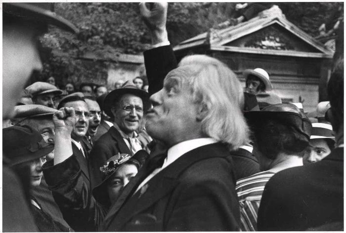 [Popular Front demonstration]