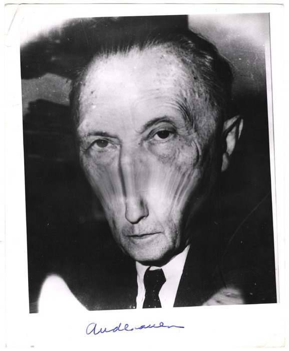 Konrad Adenauer (distortion)