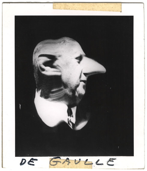 Charles De Gaulle (distortion)