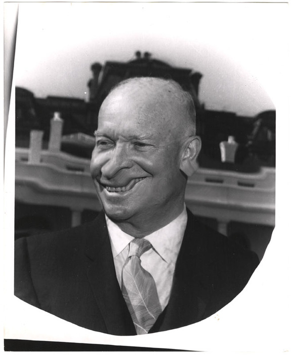 Dwight Eisenhower (distortion)