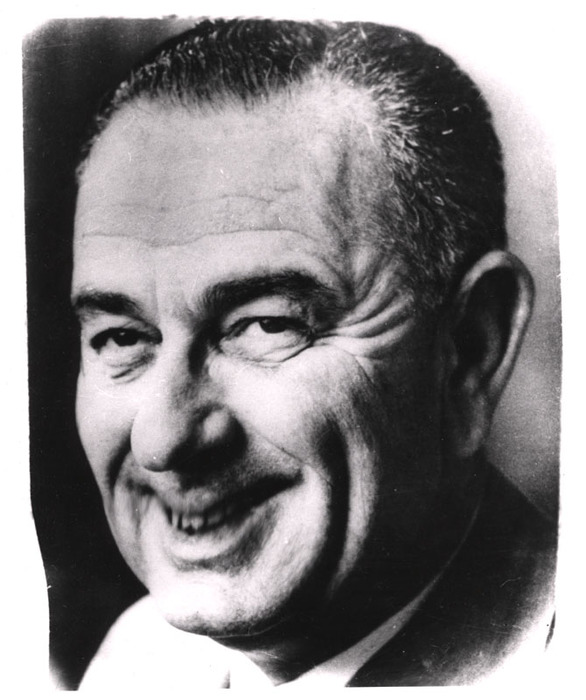 Lyndon Baines Johnson (distortion)