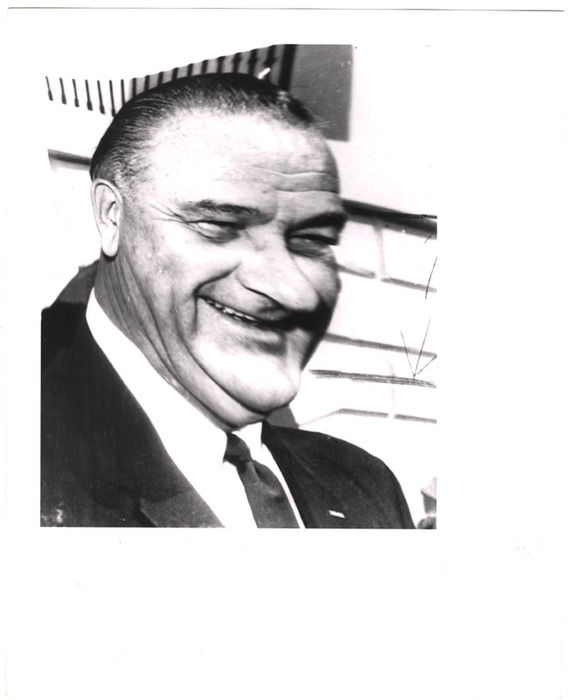 Lyndon Baines Johnson (distortion)