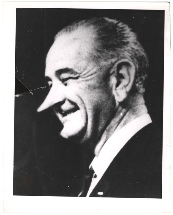 Lyndon Baines Johnson (distortion)