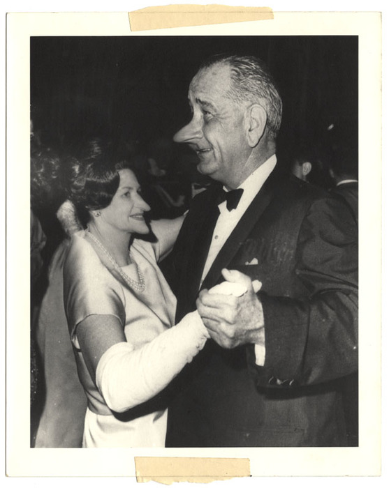 Lyndon Baines Johnson (distortion)