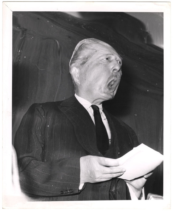 Harold Macmillan (distortion)