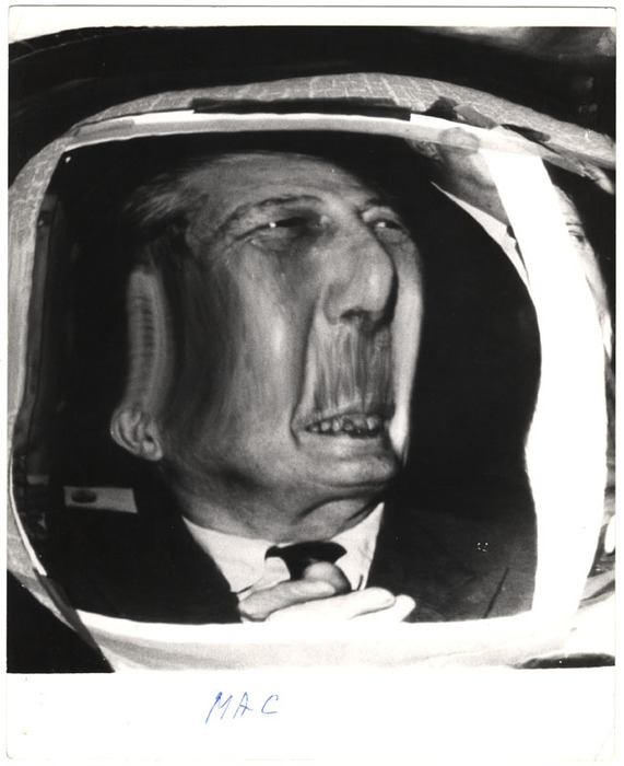 Harold Macmillan (distortion)