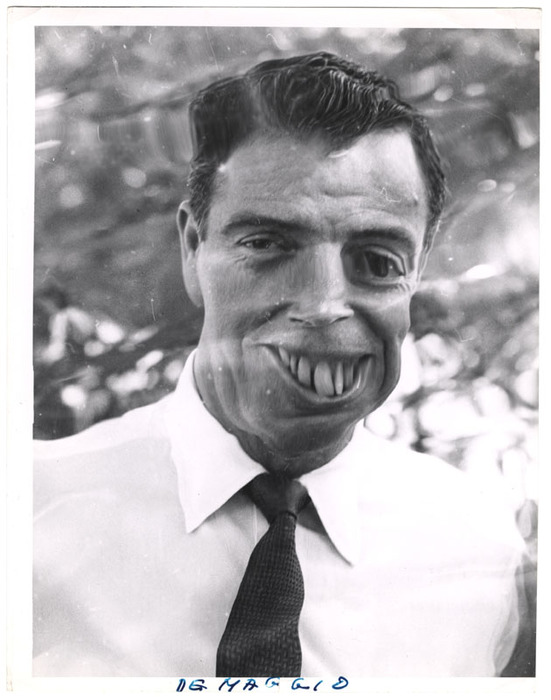 Joe DiMaggio (distortion)