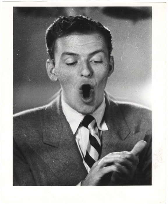 Frank Sinatra (distortion)