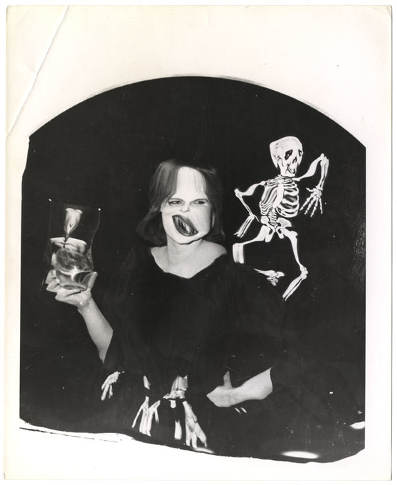 Ghoul and skeleton (distortion)