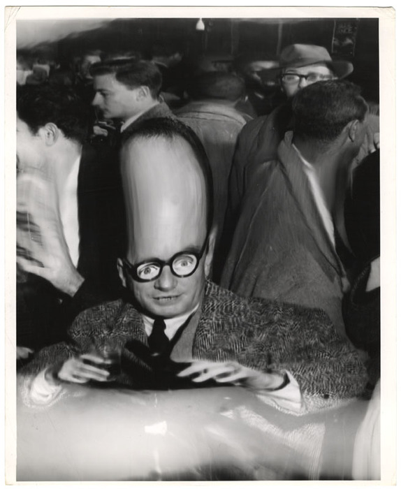 At San Remo's (distortion)