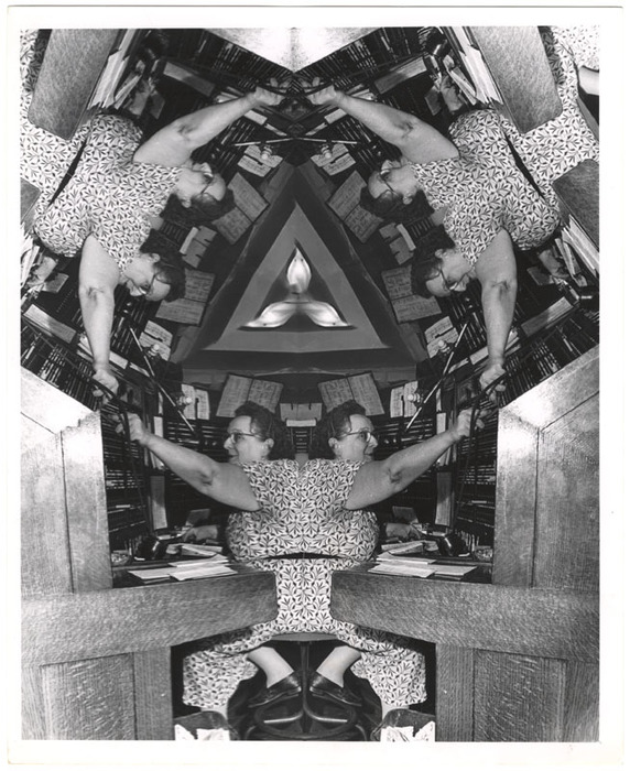 Telephone switch board operator (distortion)