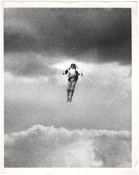 Jet Man Flying (distortion)