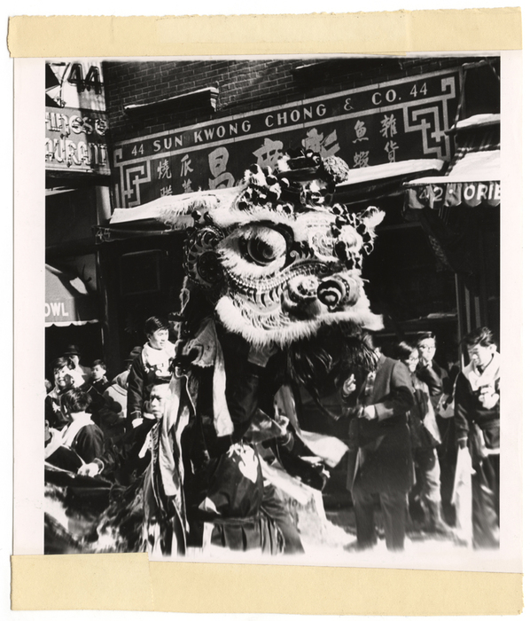 [Chinatown Lion dance]