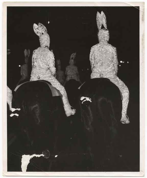 [bunnies on horses]