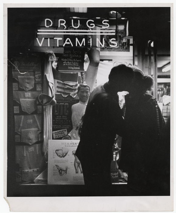 [Drugs and Vitamins]