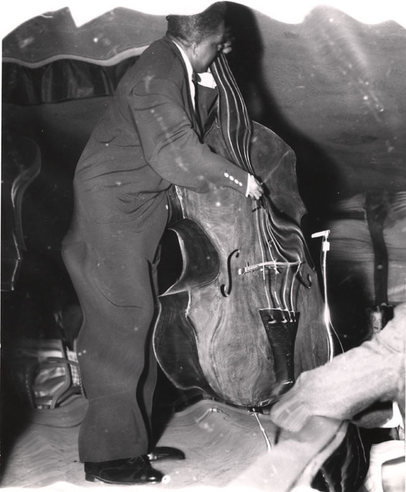 [Arvell Shaw distortion]