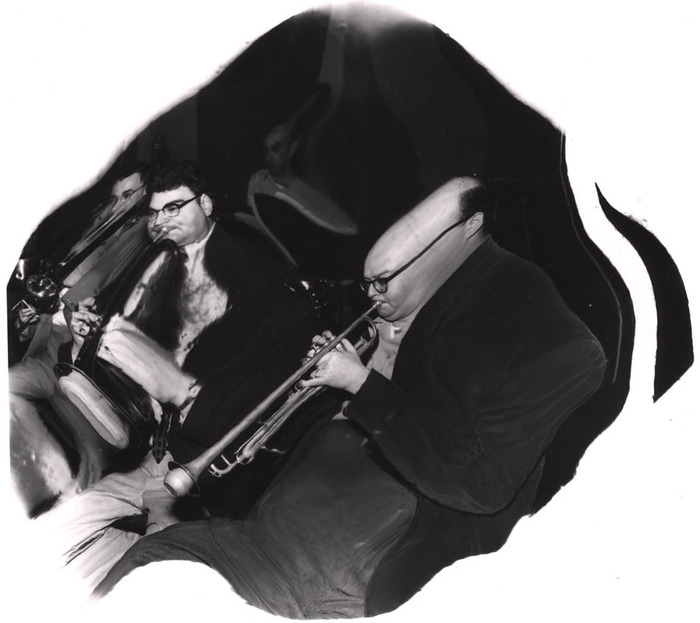 [Musicians distortion]