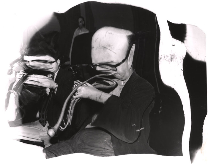 [Musicians distortion]