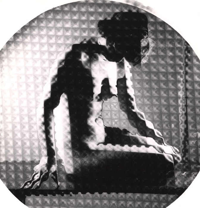 [Female nude distortion]