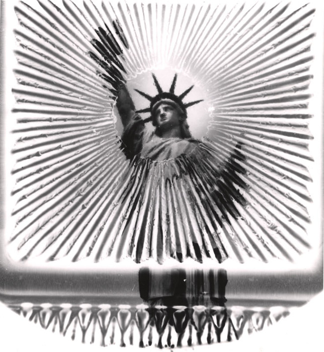 [Statue of Liberty distortion]